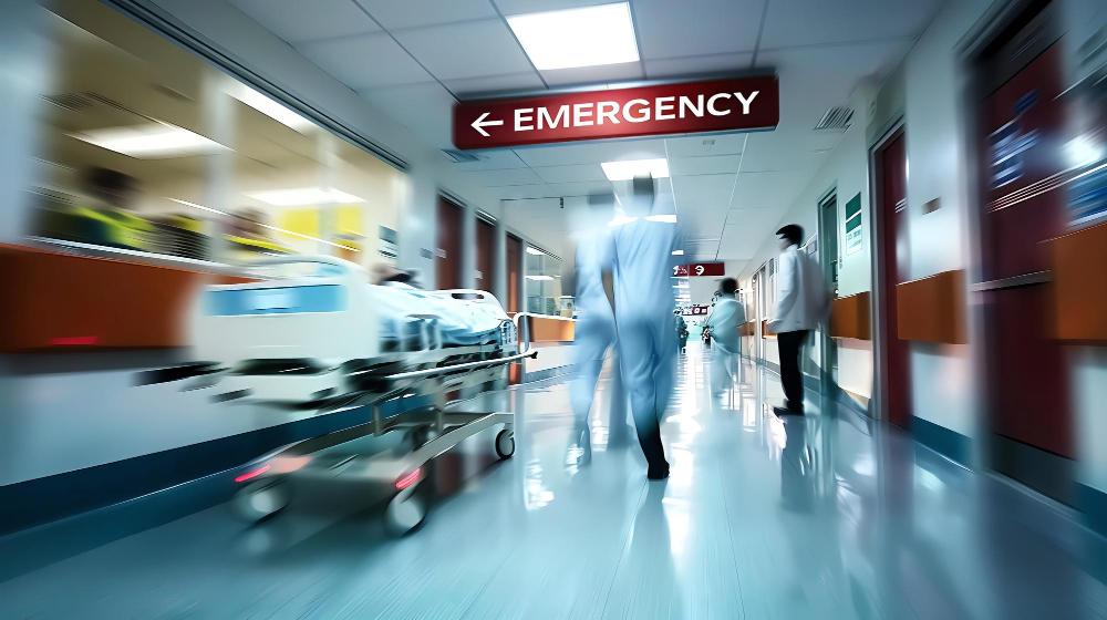 how to handle emergency cases as a junior doctor