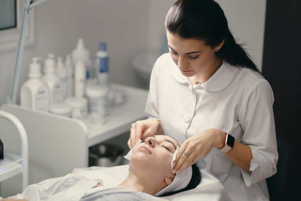 complete guide to dermatology practice for doctors in India