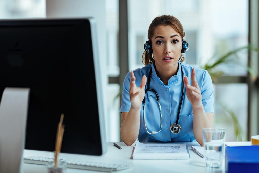 how virtual assistants are improving clinic efficiency in India